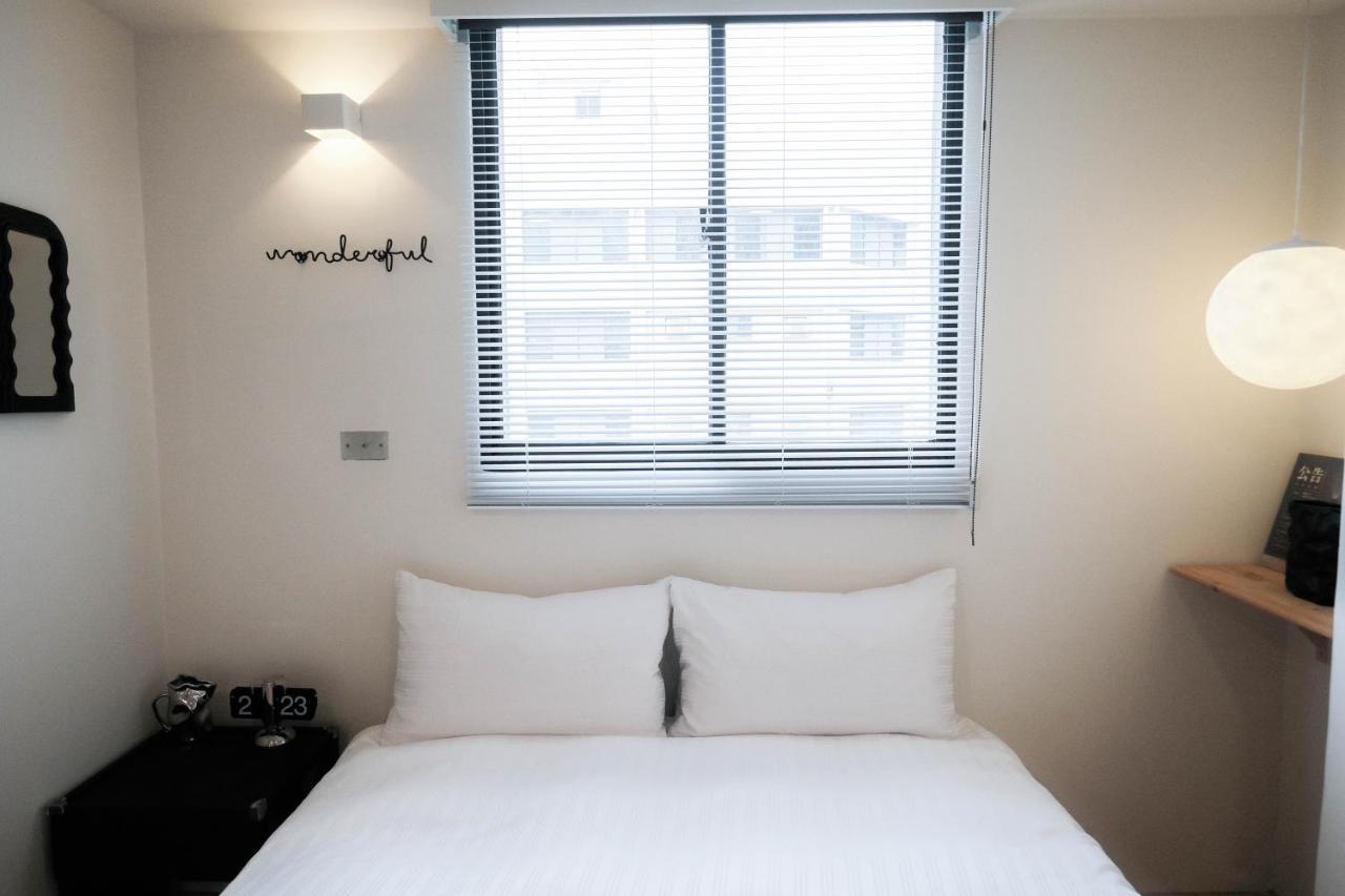 七七漫旅 Seven77 Apartment Tainan Bagian luar foto